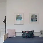 Apartament 68