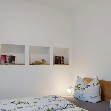 68 Apartment *